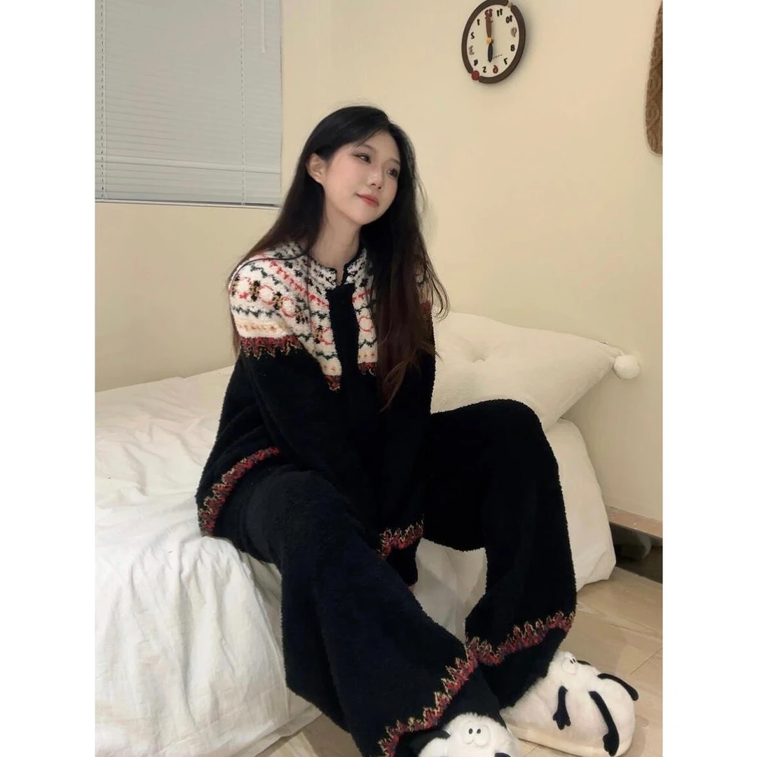 睡衣女款爆款2025新款秋冬款冬季加厚加绒半边绒民族风家居服套装