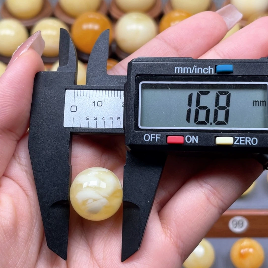 琥珀珠宝奇石未镶嵌魔*