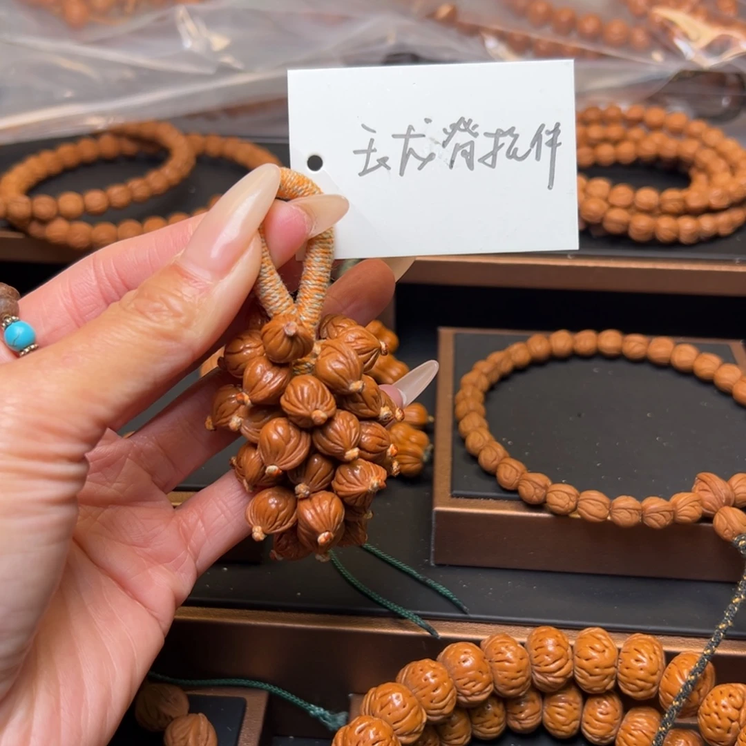 吊坠桃核秦岭野生龙纹桃核