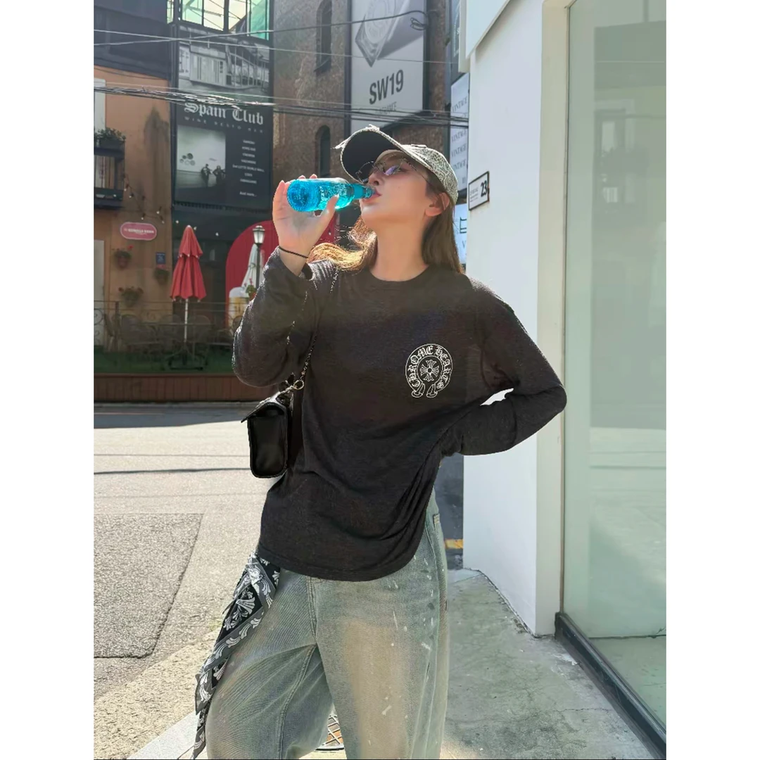 【范范极简】马蹄梵文复古港风INS百搭显瘦时尚印花克罗X印花长袖