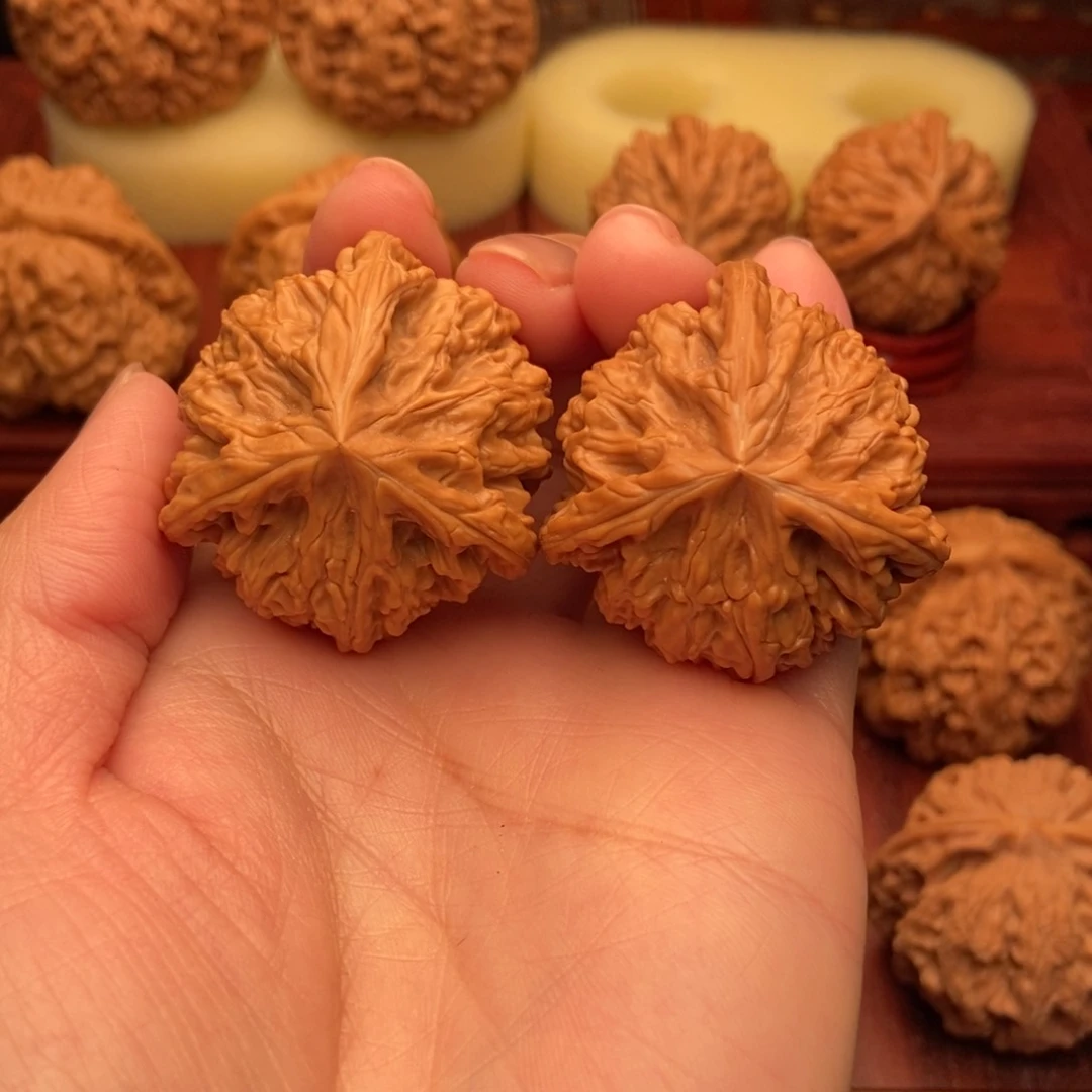 桃核把件培*御龙粗筋奔驰40