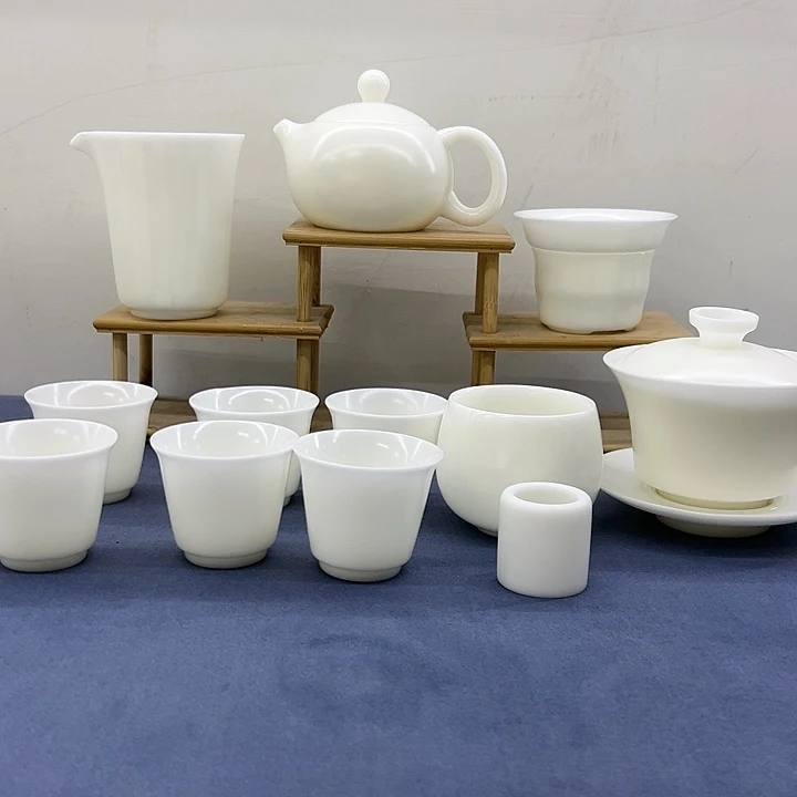 红**颜德化冰种玉瓷大套装