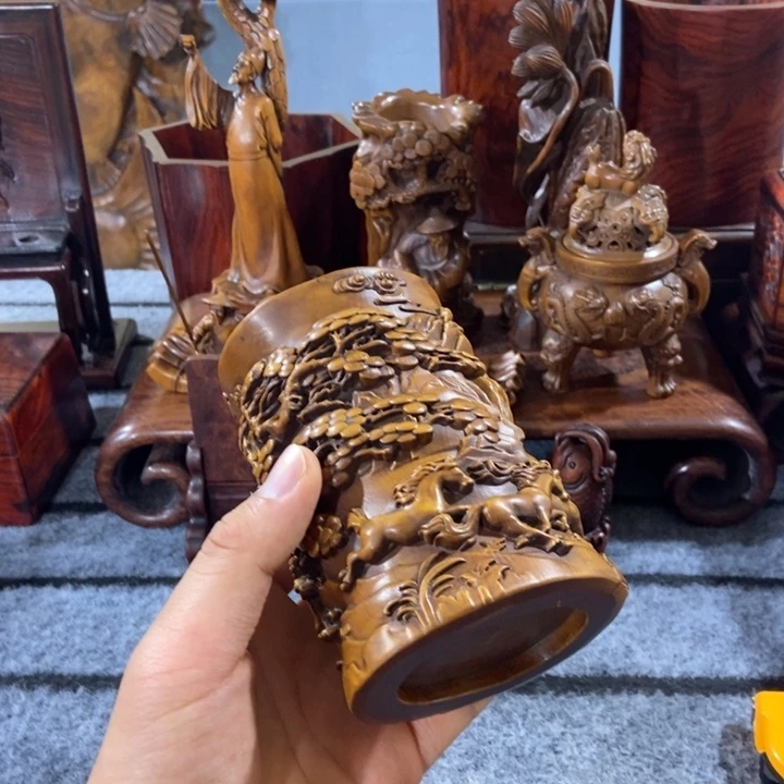 用***8贡木笔筒一个一个