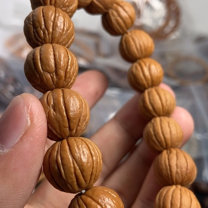 猴头核桃吊坠在下月举行