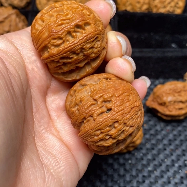 秦岭野生文玩核桃43