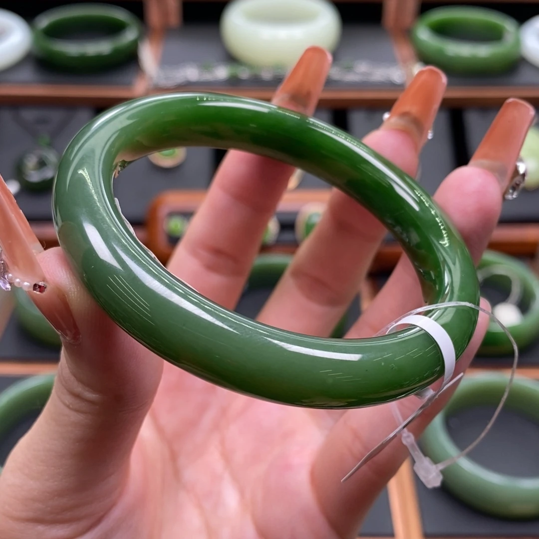 和田玉（碧玉）未镶嵌手镯5657