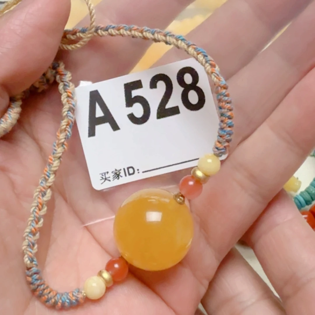 未镶嵌颈饰琥珀琥珀蜜蜡吊坠项链