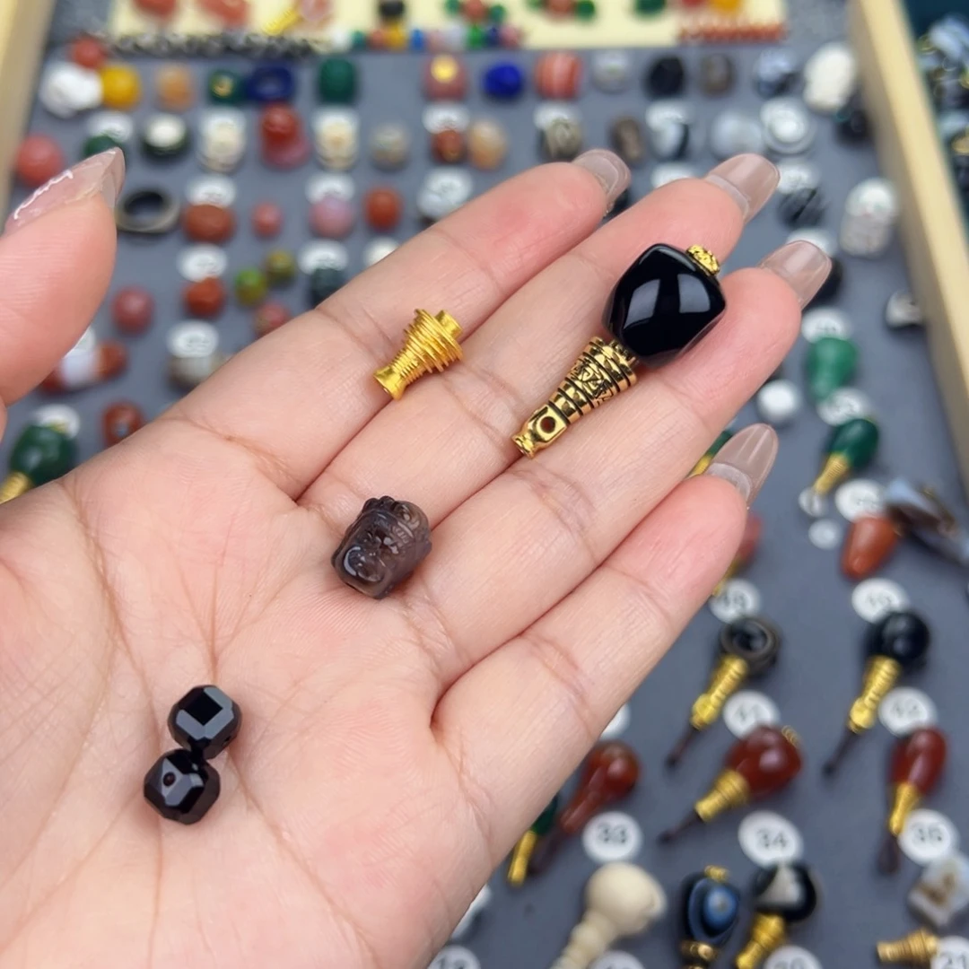 玛瑙/玉髓饰品未镶嵌你****?