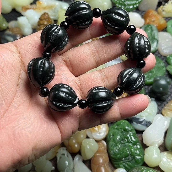 和田玉（青玉）未镶嵌颈饰