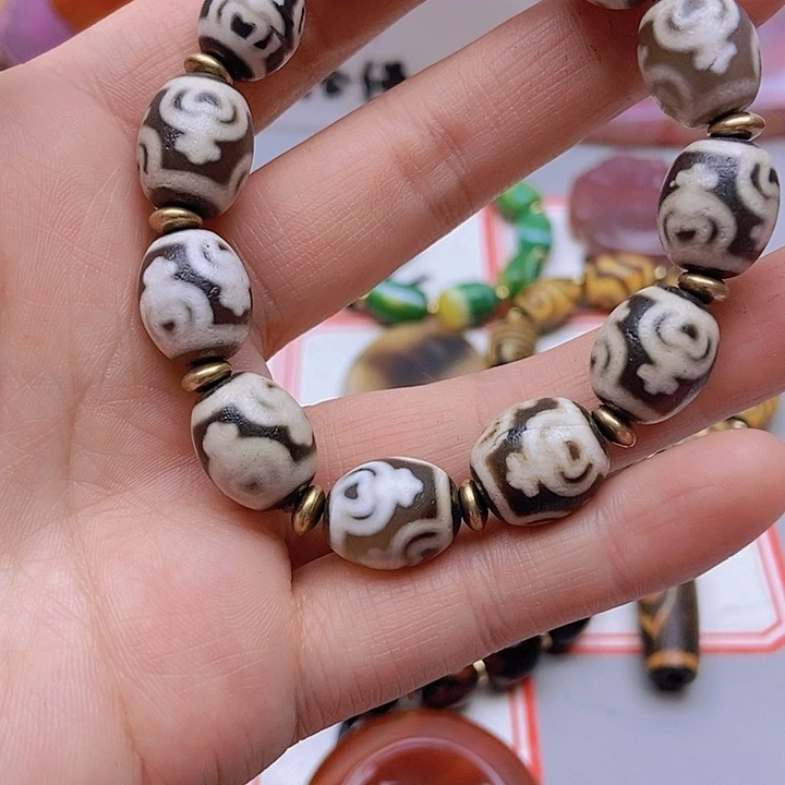 【闪购商品】玛瑙/玉髓珠宝半成品未镶嵌心***觉