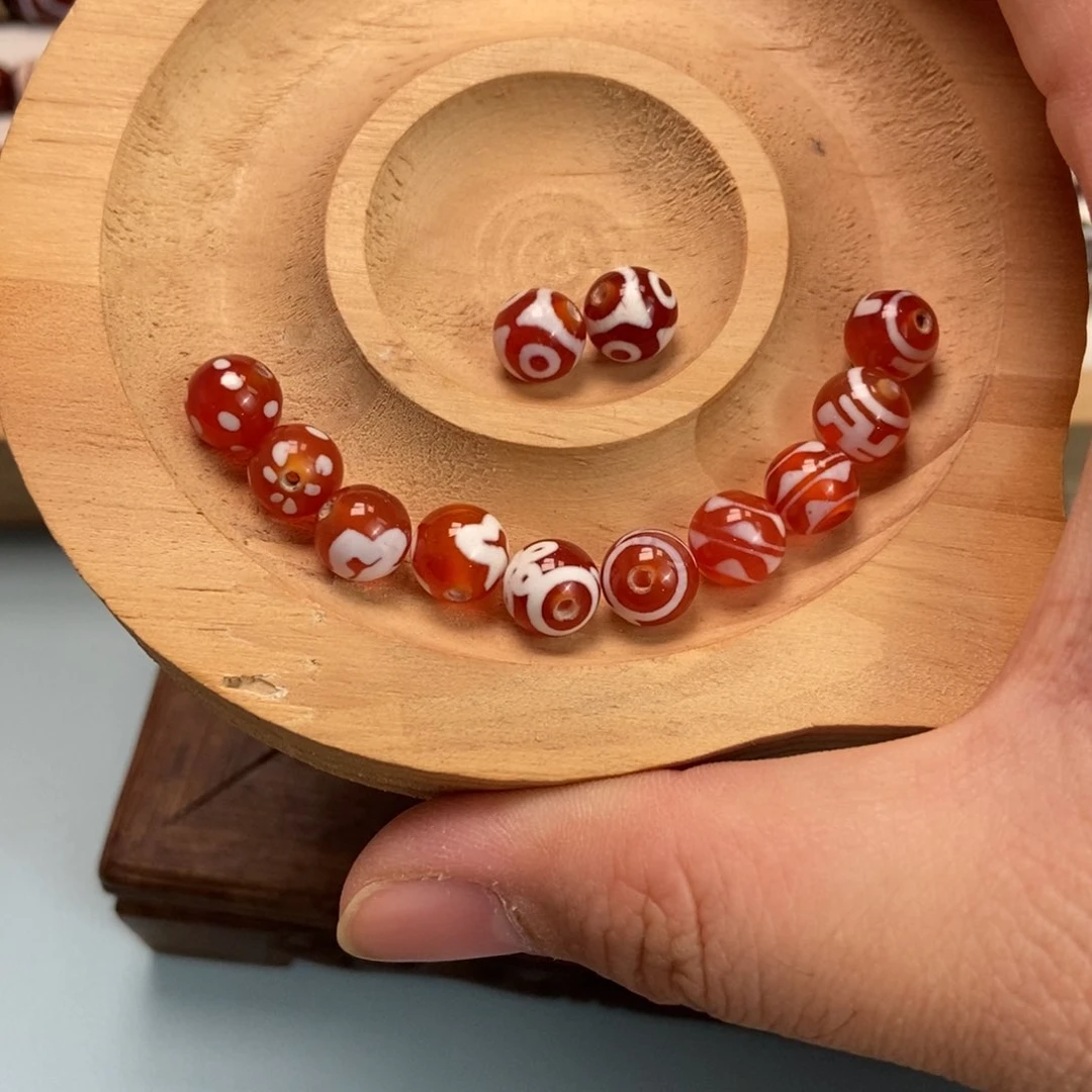 玛瑙/玉髓散珠未镶嵌辥**?