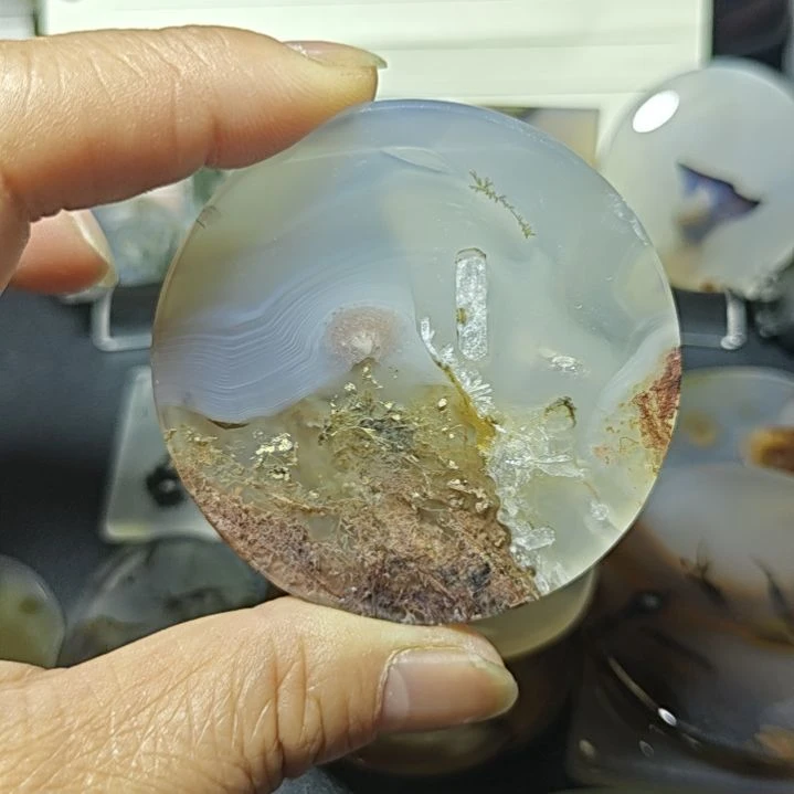 玛瑙/玉髓未镶嵌珠宝奇石