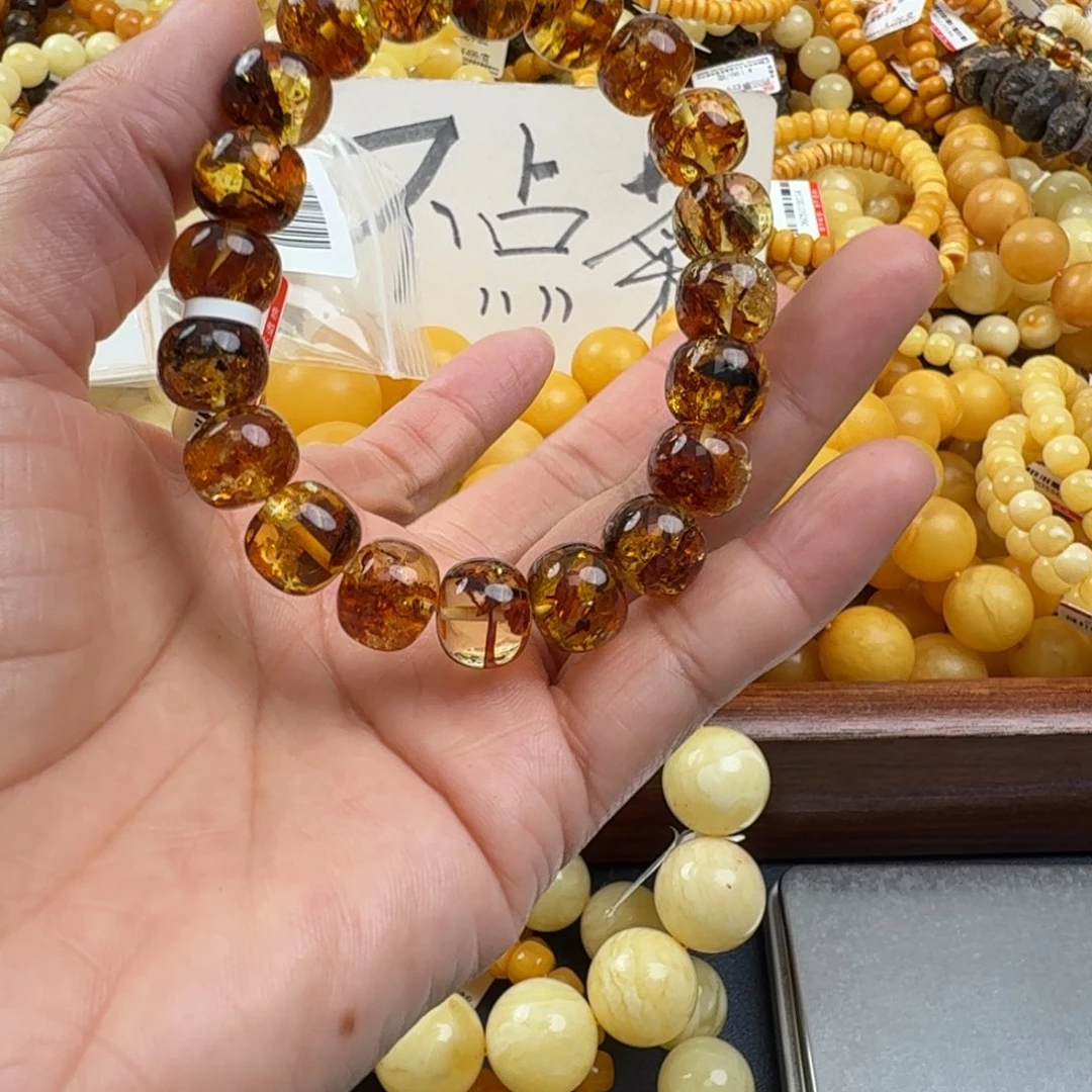 未镶嵌琥珀珠宝奇石