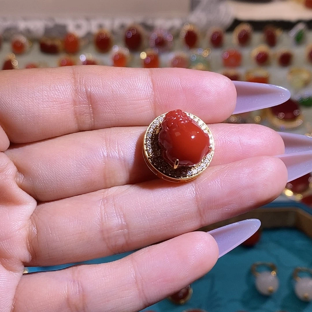 南红玛瑙18K金镶嵌吊坠(不含链)