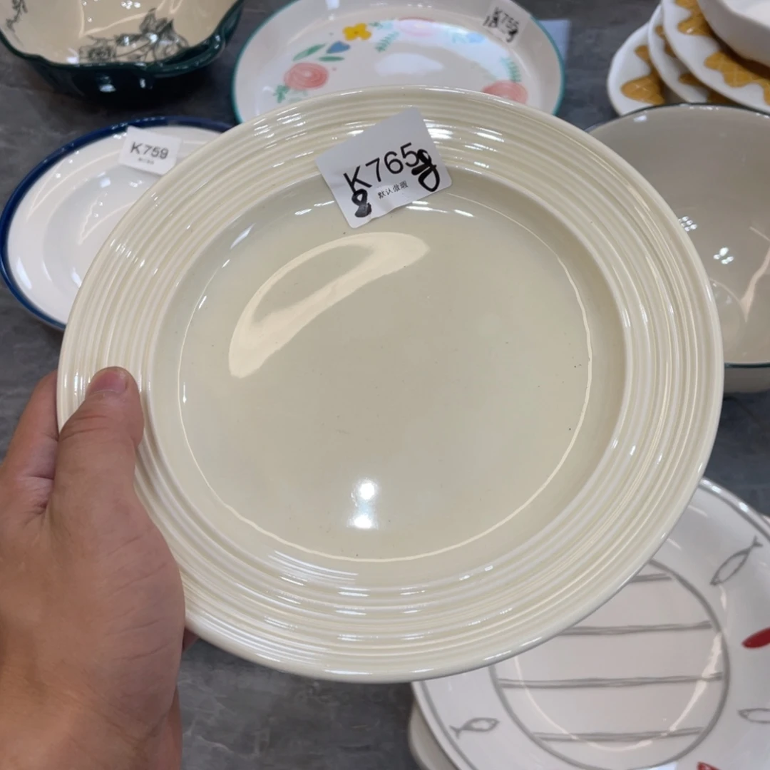 陶瓷微瑕餐具介意勿拍，满18飞！