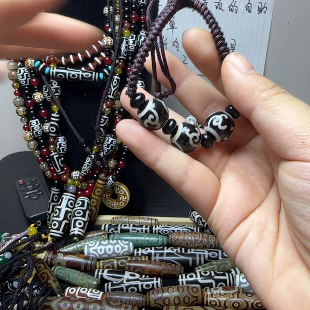 玛瑙/玉髓合金颈饰