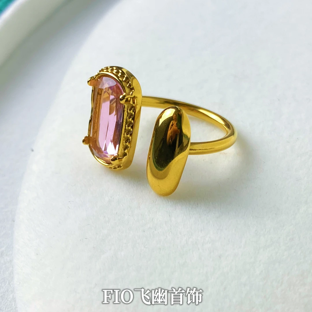 钛钢戒指 粉锆石高级戒指 钛钢镀金不掉色J010