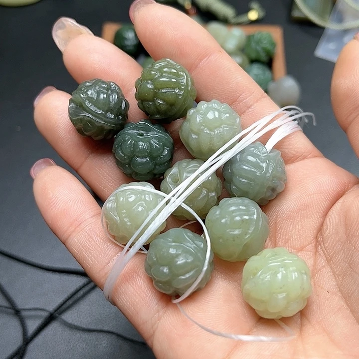 【闪购商品】和田玉颈饰未镶嵌慌*