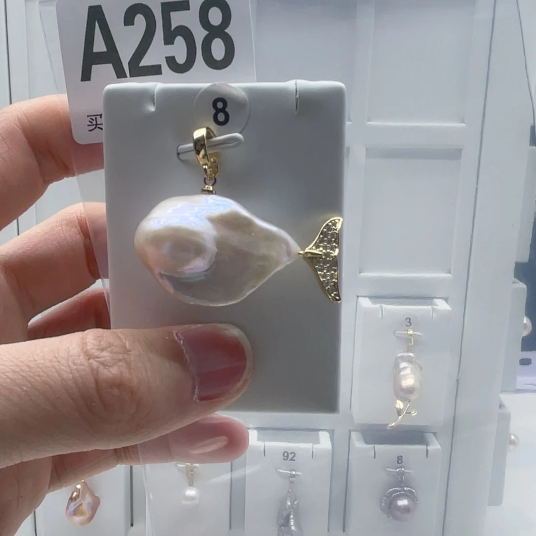 合金颈饰淡水珍珠