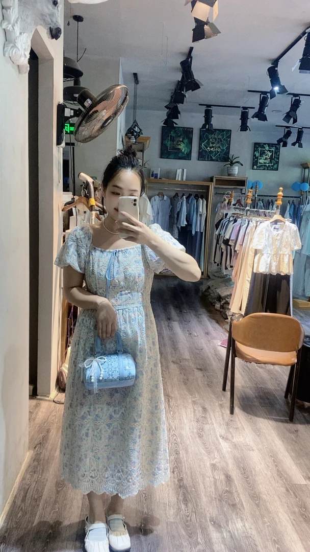 夏季小清新甜美法式碎花连衣裙重工刺绣一字肩两穿方领显瘦