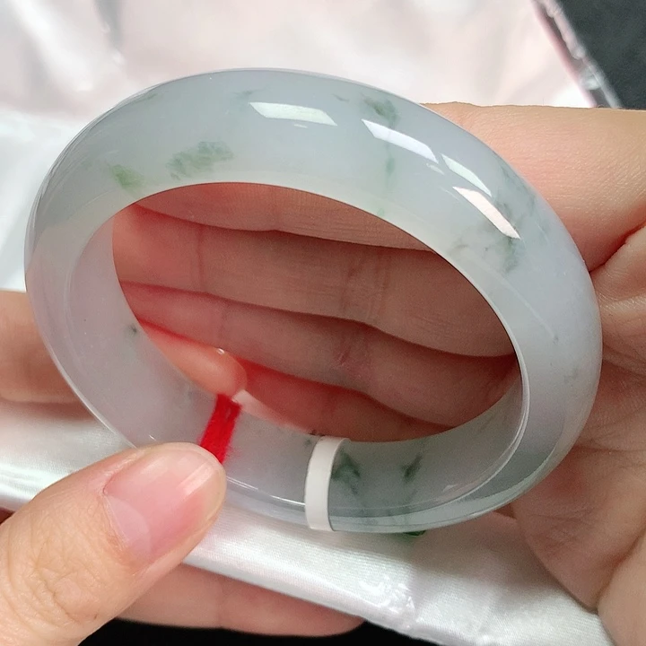 【闪购商品】翡翠手镯未镶嵌5152圈