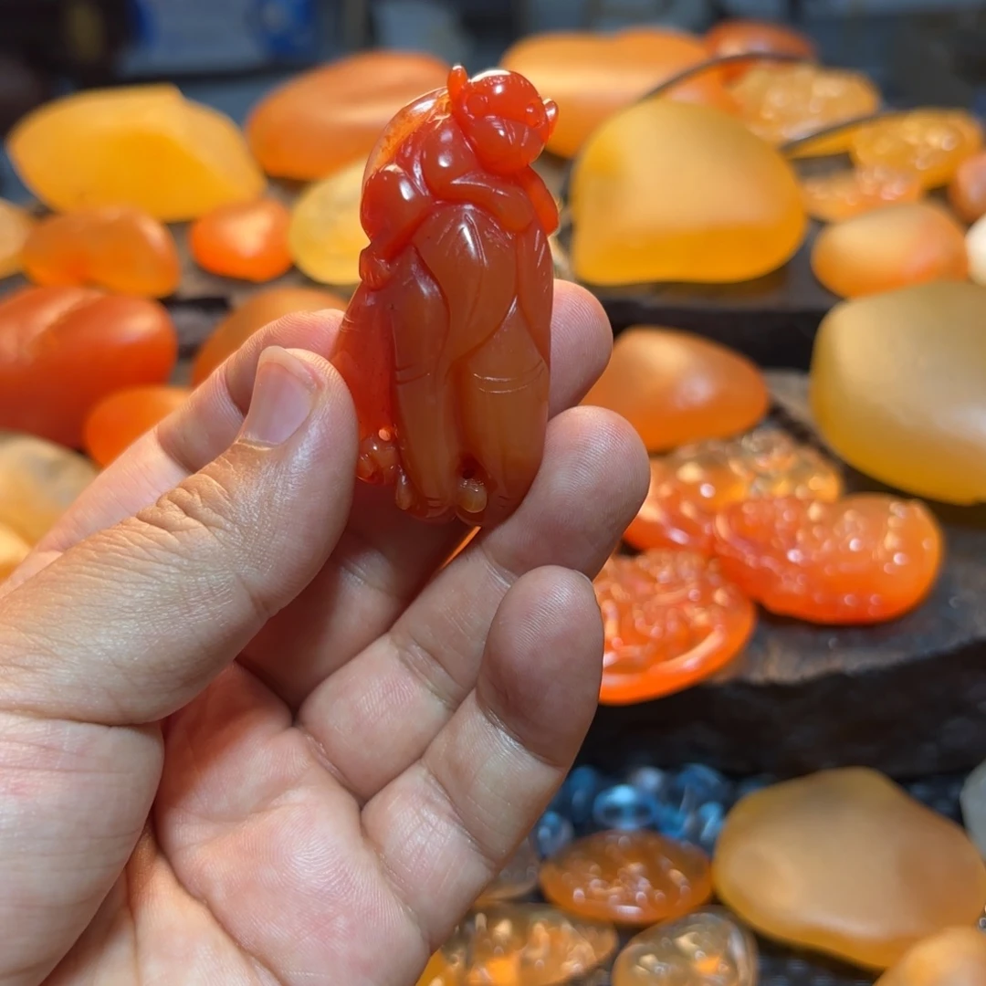 石英质玉挂件未镶嵌冰*