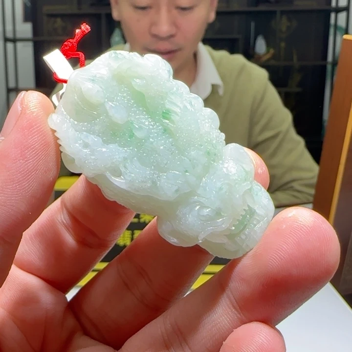 翡翠颈饰未镶嵌天然a货翡翠