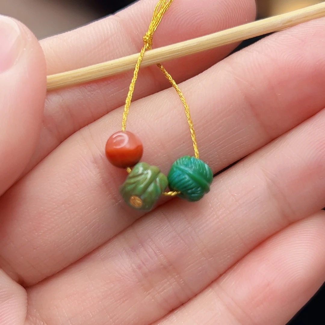 南红玛瑙未镶嵌珠宝奇石
