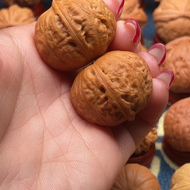 把件文玩核桃精品龙珠