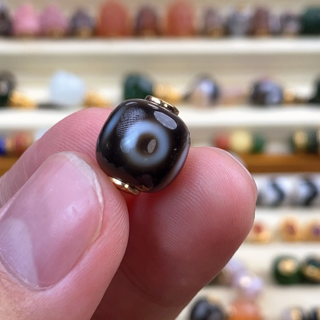 纯****玛瑙/玉髓颈饰18K金镶嵌