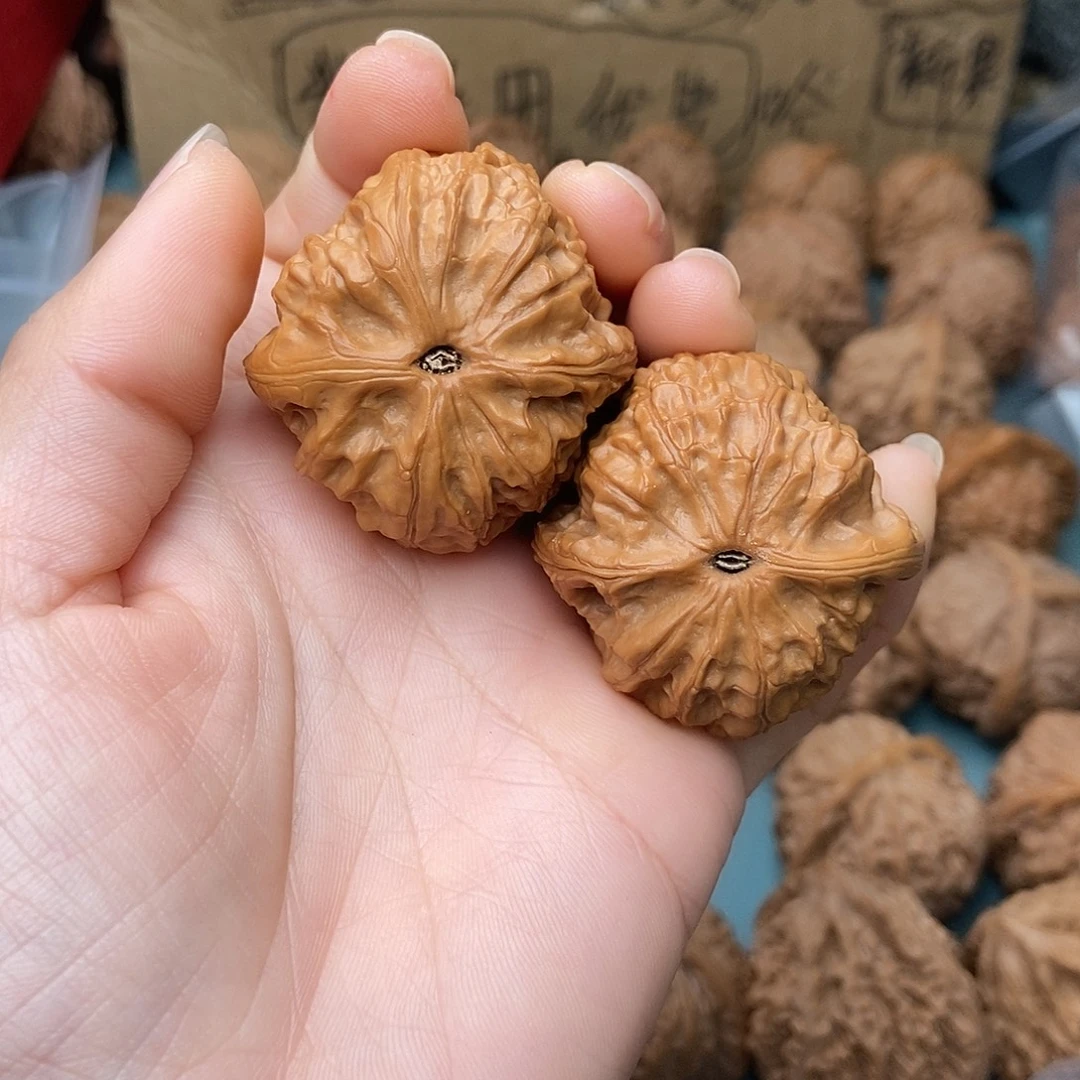 吊坠文玩核桃穿甲1