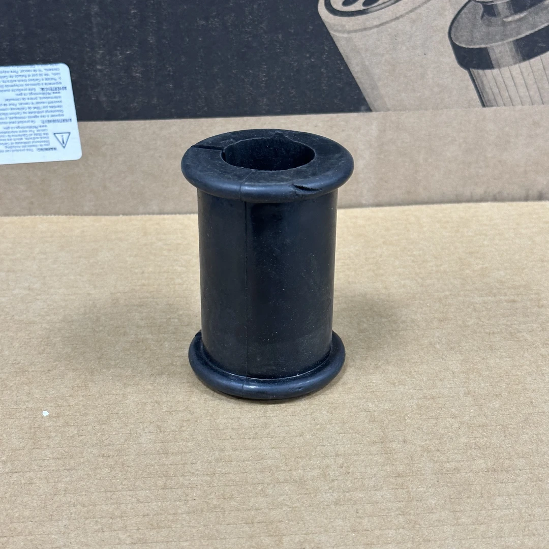 卡特挖机专用的油缸铁管胶套有大中小三个型号 1寸 1.2寸 1.5寸