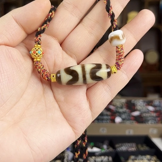 玛瑙/玉髓颈饰合金