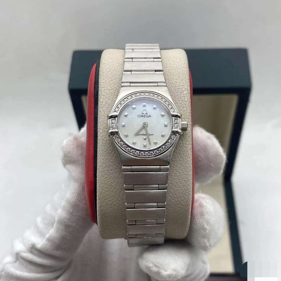 95新 Omega/欧米茄 22.5mm 欧米茄星座后钻石英女士腕表二手名表