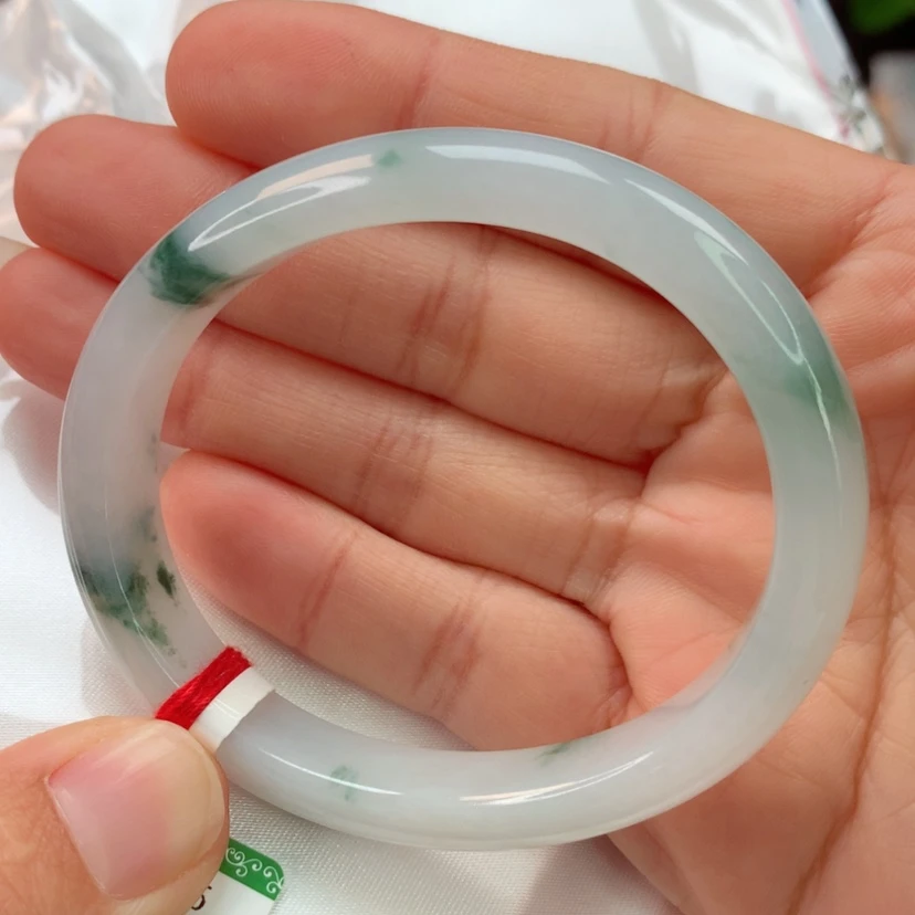 【闪购商品】翡翠手镯（贵妃镯）未镶嵌天然翡翠手镯