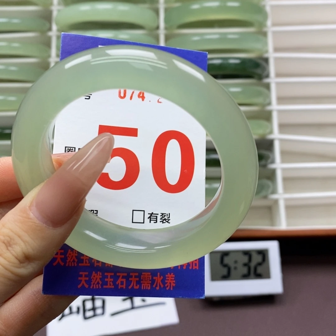 未镶嵌蛇纹石玉手镯