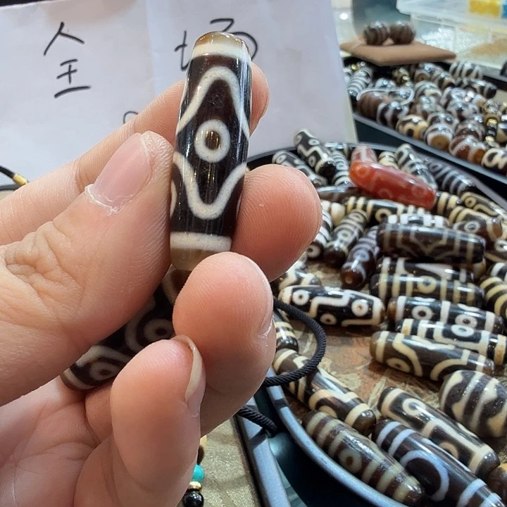 玛瑙/玉髓颈饰合金