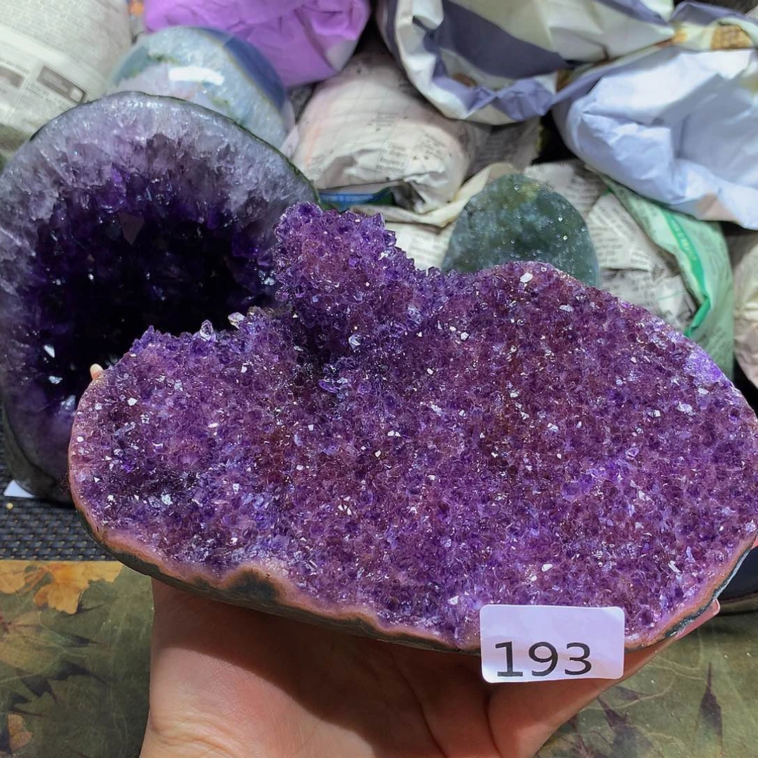 紫晶大型摆件（非配饰）未镶嵌