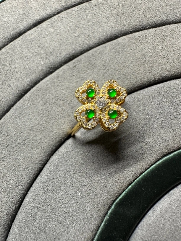 可旋转天然翡翠戒指/银镶