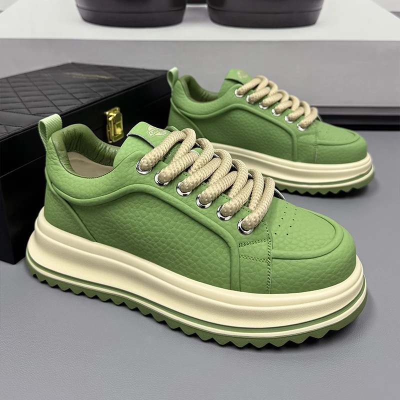 2025秋冬爆款加绒休闲鞋46简约大码男鞋47软底软面男士鞋子48潮鞋