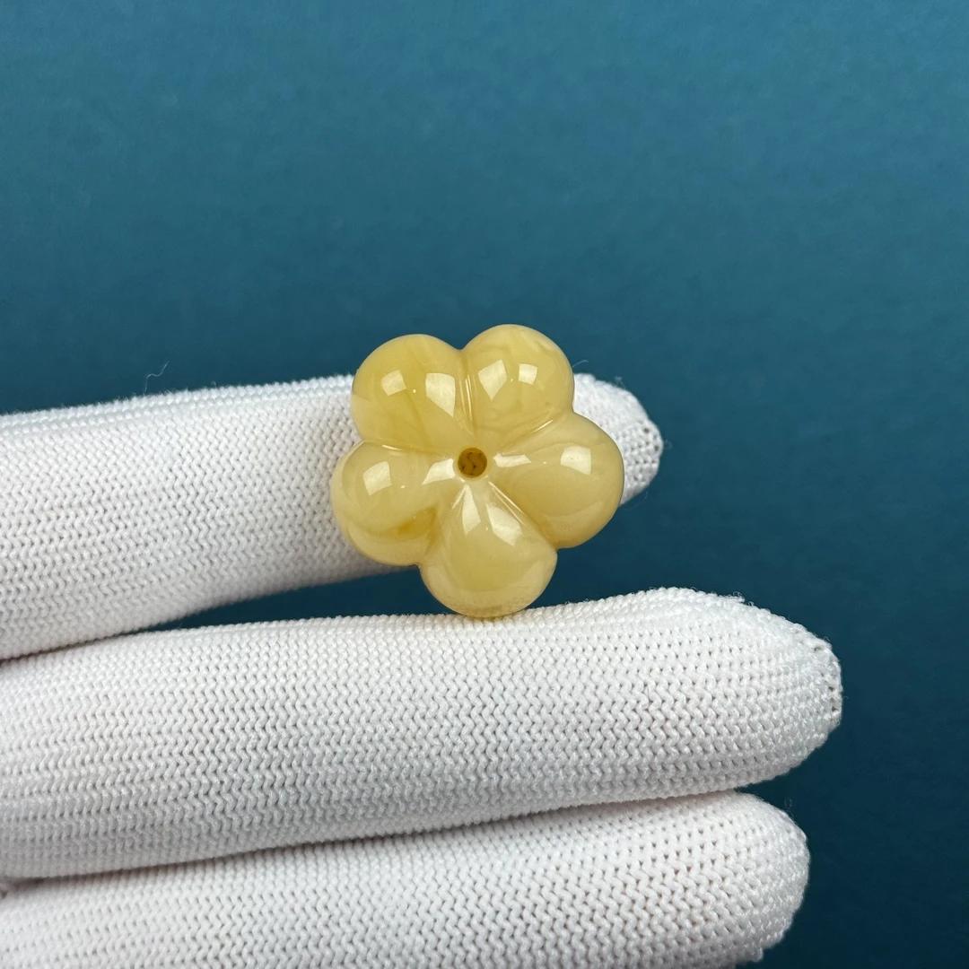 K2030天然原矿蜜蜡 浓蜡五瓣花 24.4*13mm支持复检假一罚十