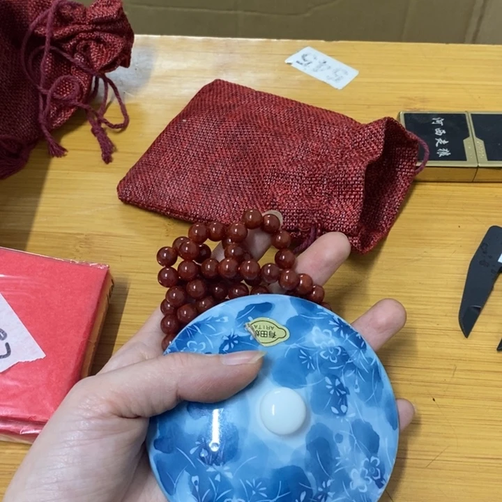 摆件哈中古工艺品一件