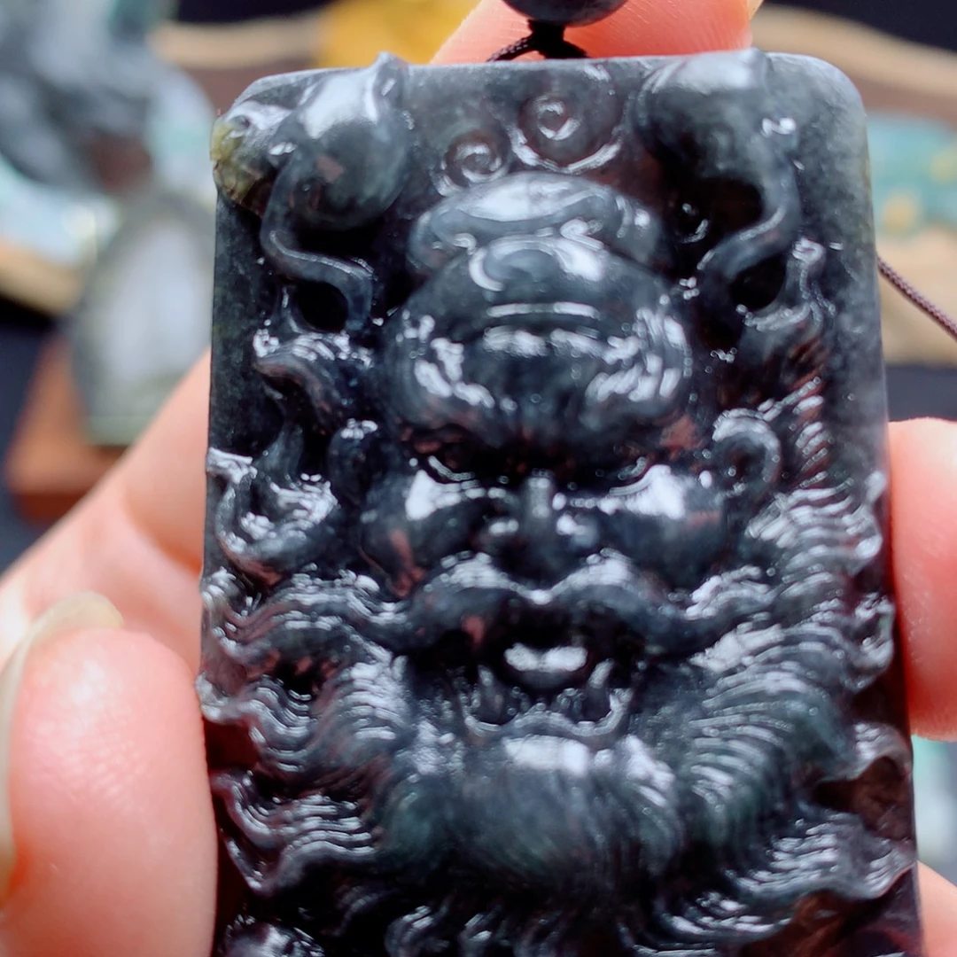 用***赋定制翡翠未镶嵌翡翠