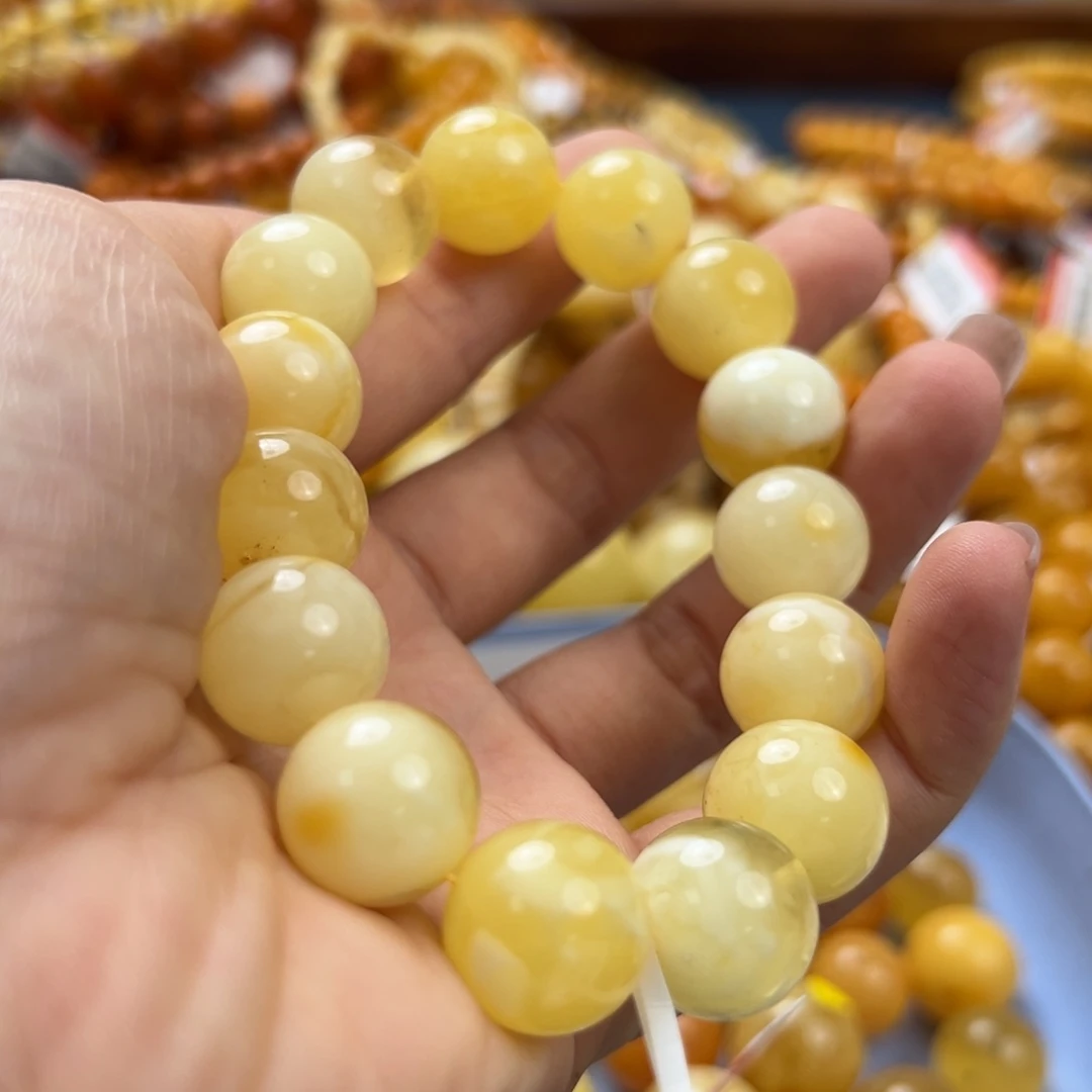 未镶嵌琥珀珠宝奇石