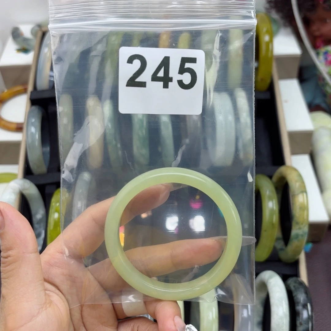 蛇纹石玉未镶嵌手镯你*