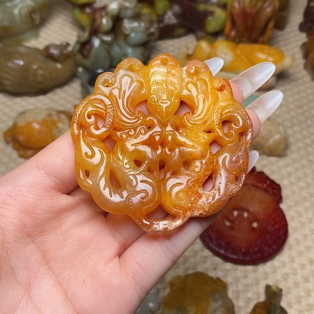 未镶嵌蛇纹石玉颈饰