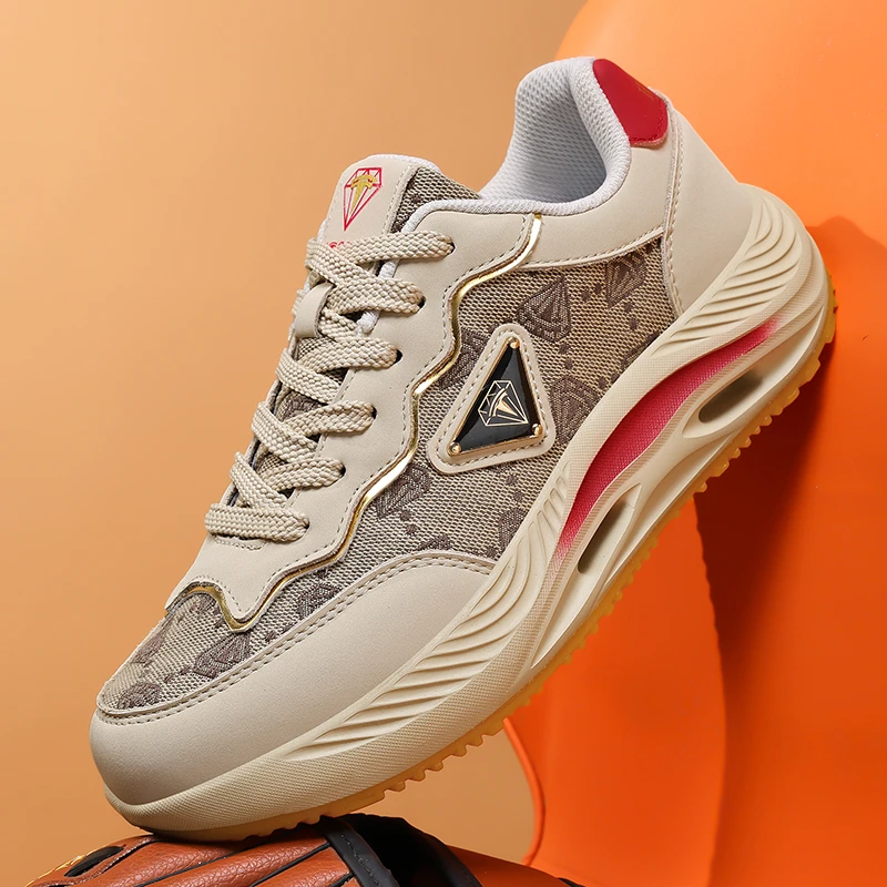 新款爆款秋季休闲运动鞋男鞋钻石特斯拉透超轻低帮男款鞋子体能鞋