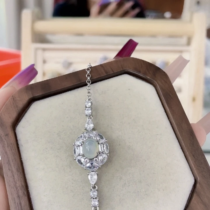 翡翠未镶嵌颈饰天然翡翠Ａ货