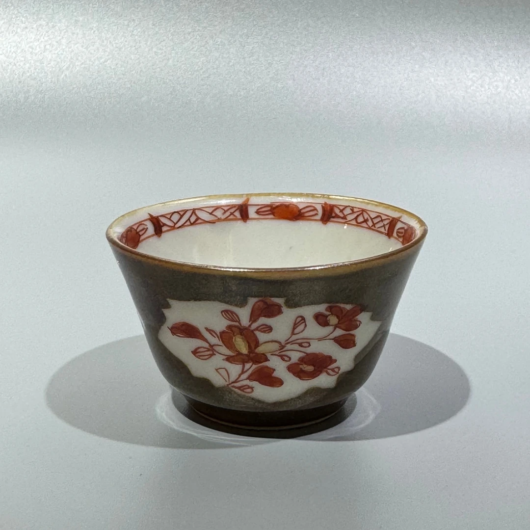 【预展链接】QW2-3清康熙·外酱釉开窗矾红花卉纹杯