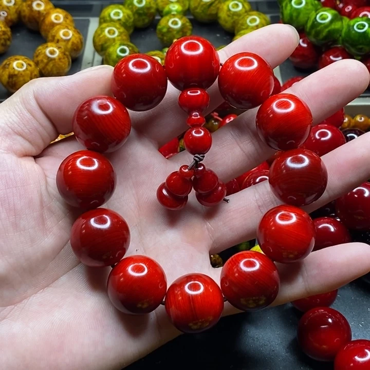 2.0北沉香琥珀木红油手串